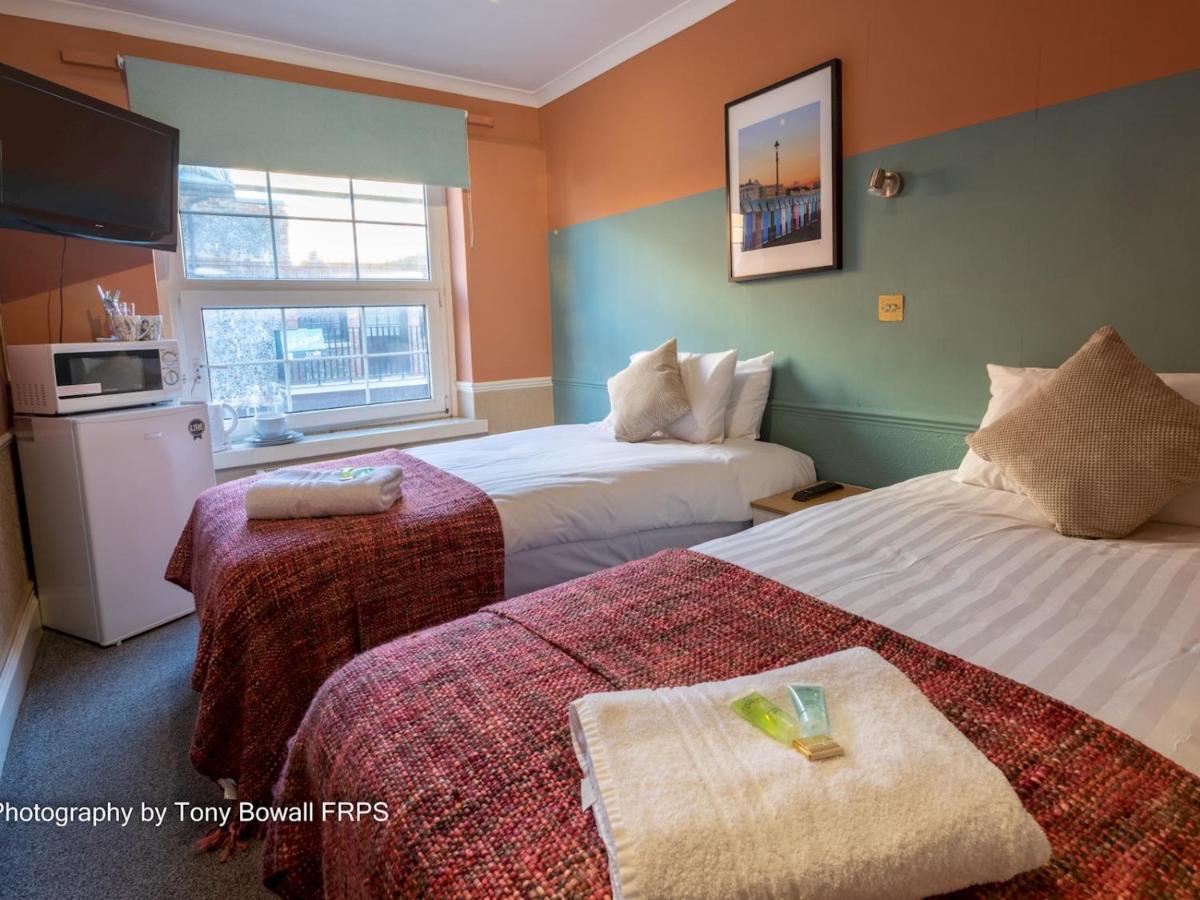Pass The Keys Room 14 Twin The Blessed Elizabeth Boutique Suite Hove Esterno foto