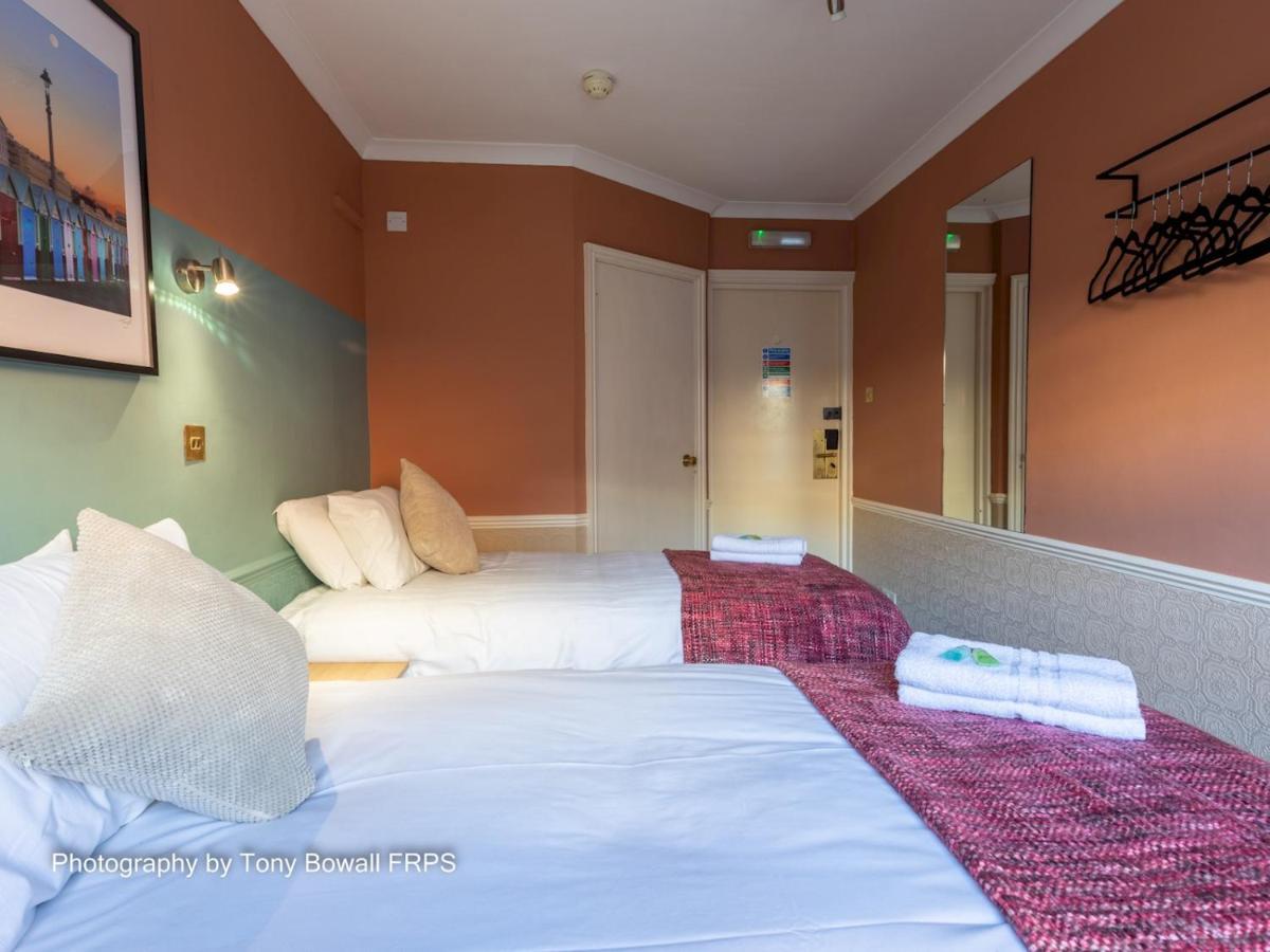 Pass The Keys Room 14 Twin The Blessed Elizabeth Boutique Suite Hove Esterno foto